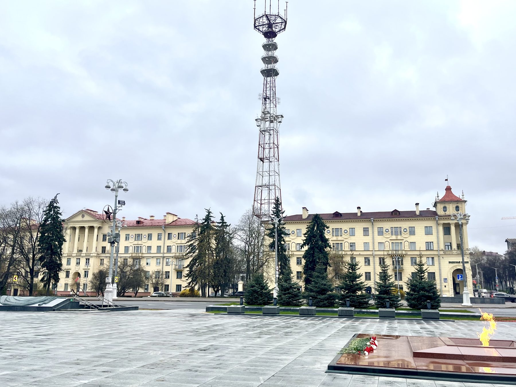 Площадь Победы рядом с квартирой
